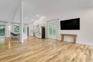 51855 Westwood Forest Dr, South Bend, IN 46628 - Photo 3