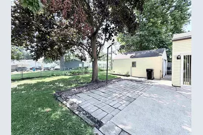 4528 W Linden Avenue, South Bend, IN 46619 - Photo 9