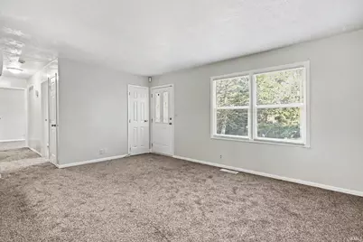 23538 Rye Court, Elkhart, IN 46514 - Photo 5