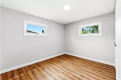 1611 E 4th Street, Mishawaka, IN 46544 - Photo 17