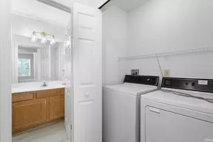 4117 Cherry Pointe Dr, South Bend, IN 46628 - Photo 15