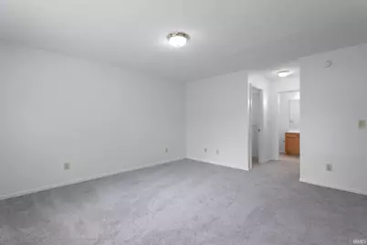 4117 Cherry Pointe Drive, South Bend, IN 46628 - Photo 17
