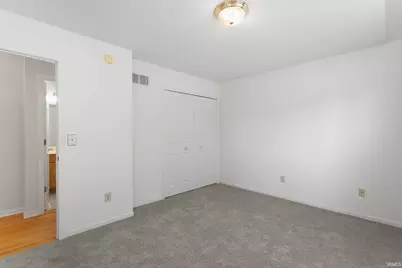 4117 Cherry Pointe Drive, South Bend, IN 46628 - Photo 13