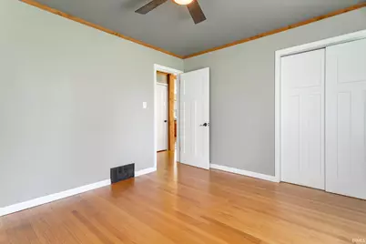 19637 Paxson Drive, South Bend, IN 46637 - Photo 13
