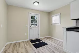227 E 9th St, Mishawaka, IN 46544 - Photo 13