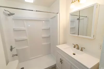 310 E Edgar Avenue, Mishawaka, IN 46545 - Photo 15