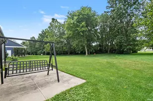 2512 Running Deer Dr, South Bend, IN 46614 - Photo 21