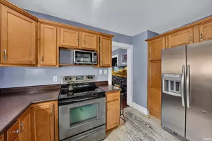 928 Oakland St, South Bend, IN 46615 - Photo 7