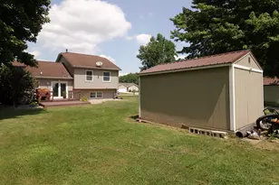 1334 W Grant St, Bremen, IN 46506 - Photo 33