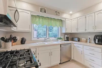 55154 Jeffrey Drive, Mishawaka, IN 46545 - Photo 17
