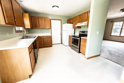 23153 Arbor Pointe Drive, South Bend, IN 46628 - Photo 9