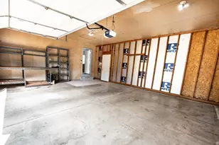23153 Arbor Pointe Dr, South Bend, IN 46628 - Photo 29