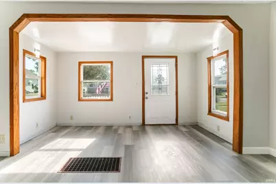 803 Carlton Street, Mishawaka, IN 46544 - Photo 5
