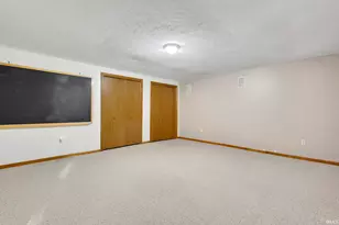 7674 E Potato Hole Ct, New Carlisle, IN 46552 - Photo 21