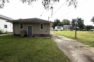 1233 N Meade St, South Bend, IN 46628 - Photo 13
