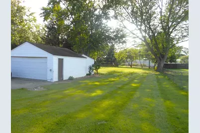 2111 Maplehurst Avenue, Mishawaka, IN 46545 - Photo 13