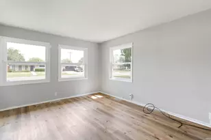 3226 Rexford Dr, South Bend, IN 46615 - Photo 9