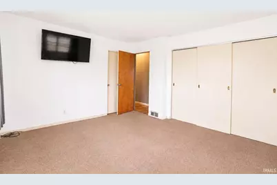 619 W 13th Street, Mishawaka, IN 46544 - Photo 25