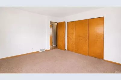 619 W 13th Street, Mishawaka, IN 46544 - Photo 27