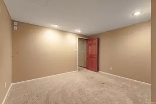 51595 Harvester Dr, Granger, IN 46530 - Photo 27