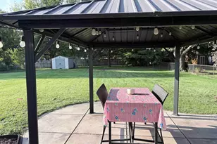 51530 Creekside Dr, Granger, IN 46530 - Photo 23