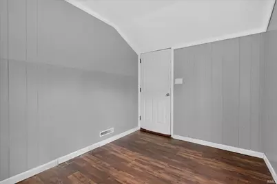 206 Helen Avenue, Mishawaka, IN 46544 - Photo 17