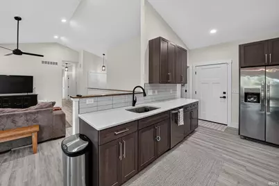 26909 N Marshall Drive, South Bend, IN 46628 - Photo 5