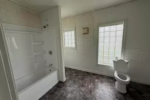 311 W Ewing Ave, South Bend, IN 46613 - Photo 9