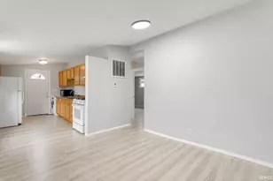 1308 Browne Ln, South Bend, IN 46615 - Photo 5