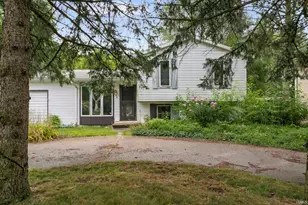 434 N Harding Ave, Mishawaka, IN 46544 - Photo 1