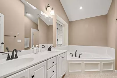 50581 Weeping Willow Run E, Granger, IN 46530 - Photo 23