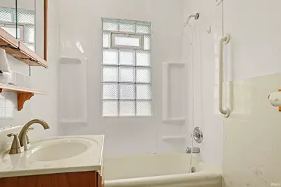 826 S 30th Street, South Bend, IN 46615 - Photo 17