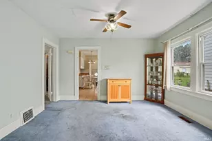 826 S 30th St, South Bend, IN 46615 - Photo 9