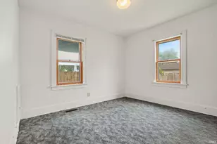 826 S 30th St, South Bend, IN 46615 - Photo 15