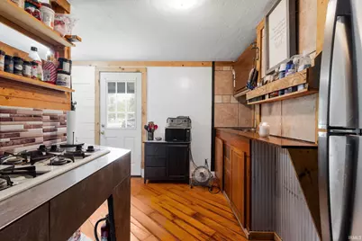 802 E Chippewa Avenue, South Bend, IN 46614 - Photo 9
