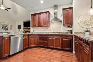 533 Lk Pk Dr, Valparaiso, IN 46385 - Photo 7
