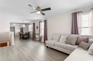 212 E Dubail Ave, South Bend, IN 46613 - Photo 3