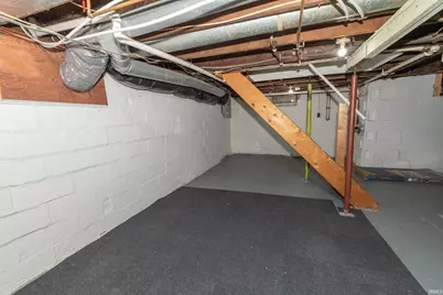 924 W Marion Street, Mishawaka, IN 46545 - Photo 19