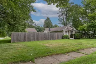 924 W Marion St, Mishawaka, IN 46545 - Photo 31