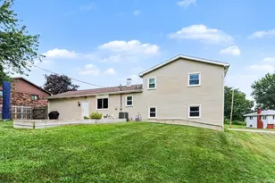 2816 Council Oak Dr, South Bend, IN 46628 - Photo 35