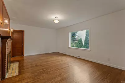 916 E Grove Street, Mishawaka, IN 46545 - Photo 13