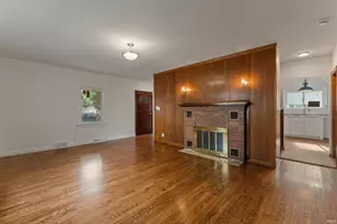 916 E Grove St, Mishawaka, IN 46545 - Photo 15