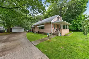 59359 Locust Rd, South Bend, IN 46614 - Photo 1