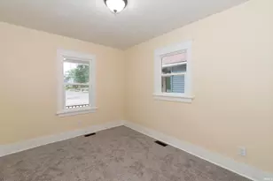 814 Sancome Ave, South Bend, IN 46628 - Photo 13