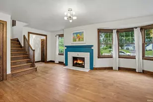 829 E Woodside St, South Bend, IN 46614 - Photo 3