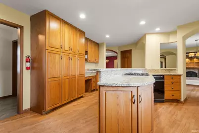 51945 Lake Knoll Court, Granger, IN 46530 - Photo 9