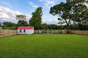 30570 Gregory Dr, Elkhart, IN 46516 - Photo 19