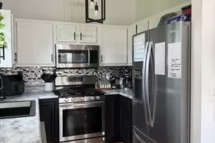30570 Gregory Dr, Elkhart, IN 46516 - Photo 7