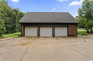 1441 Garland Cir, South Bend, IN 46614 - Photo 41