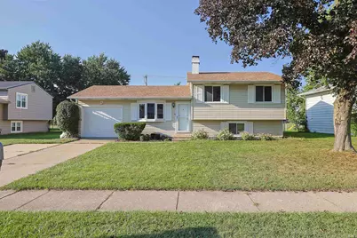 2934 Colonial Drive, Mishawaka, IN 46544 - Photo 1
